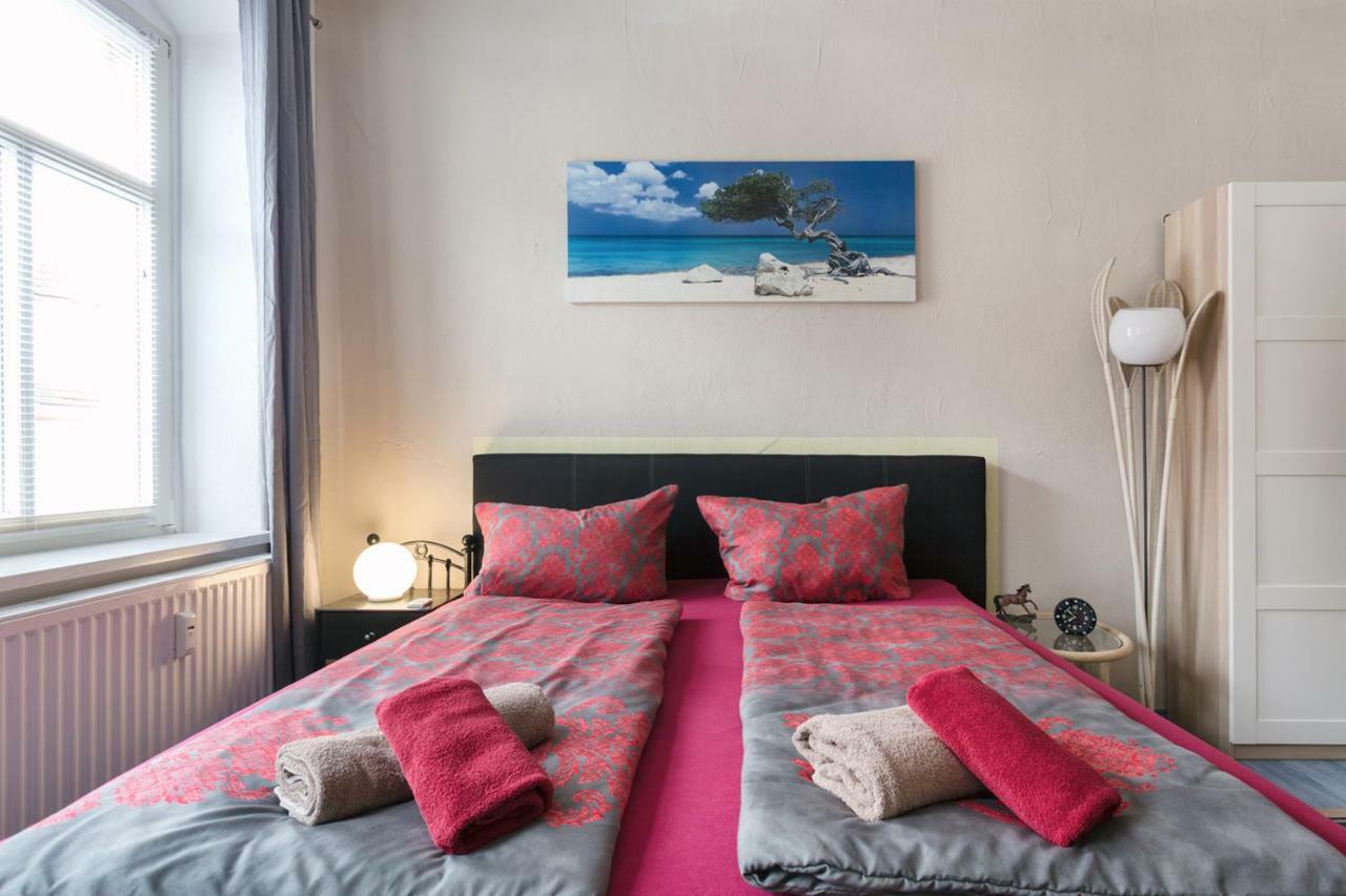 Ferienwohnung Residenz Bis 6 Gaeste , Ferienwohnung Dresden Bis 4 Gaeste, Ferienwohnung Elbflorenz Bis 2 Gaeste מראה חיצוני תמונה